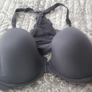 Body by Victoria's Secret bra